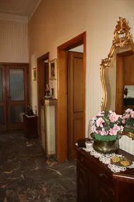 Elide House - Image 5