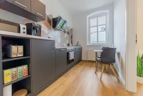 Cozy & central | Kitchen | Netflix | Parking - Image 3