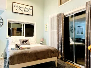 Adorable Dog Friendly Guest House - Image 3