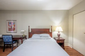 Lovely room with balcony - Image 2