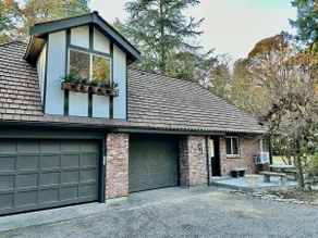The Carriage House - Image 3