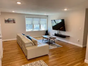 Built 2020 Private Home/4 Beds/2.5 Baths/EV Charge - Image 3