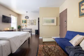 Stylish Studio free parking, WiFi low fees - Image 5