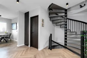A modern and stylish furnished house in Reykjavík - Image 5