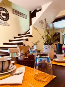 Delightful house immersed in tranquility. - Image 3