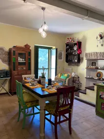 Delightful house immersed in tranquility. - Image 4