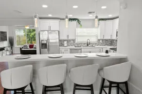 Modern home, 3 bd, 2 ba, Hard Rock Stadium - Image 5