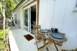 British Colonial Guest Room & Tropical Patio - Image 2