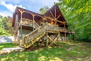Spacious Retreat on Dale Hollow! Walking distance to Safe Harbor Wisdom Dock. - Image 2