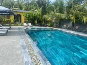 Beautiful garden villa with sharing pool - Image 2
