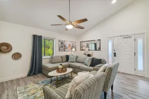 All new 3 bdr w/ pool, Sleeps 8, walk 2 beach (#C) - Image 5