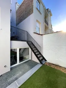 Beautiful Duplex with Garden & Terrace in the City - Image 3