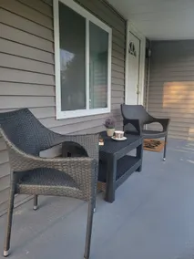 Rest Haven: Cozy Home Near Campus with Fire Pit - Image 3