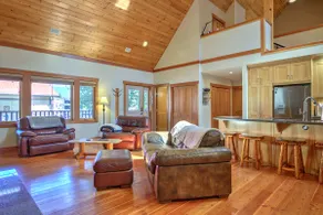 Blue Owl Villa - at Owl 's Head Mountain and minutes to the beach - Image 5