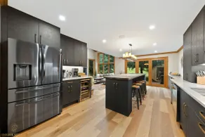 Sleeps 12 | w/HotTub & Sauna | 9 Min From Slopes - Image 5