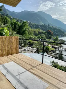 Sunrise Chalet. Stunning modern lakefront house - Image 4