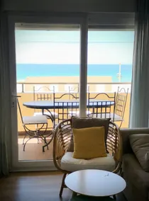 Ocean View Apartment (1st row beach) 3 bedrooms 2 bathrooms - Image 2