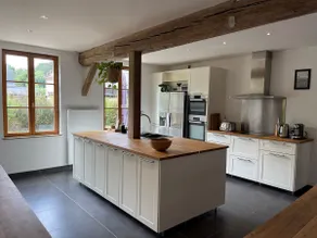 Vacation home in a charming village - Image 3