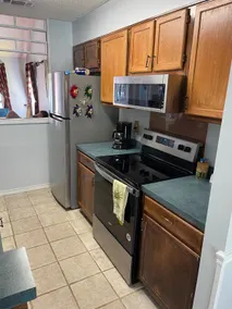 Cheerful Family Friendly 3 Bedroom Home - Image 3