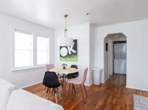 The Shelton • Spacious, close to new downtown park - Image 5