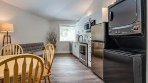 2 bed/2 bath suites + kitchen in hillside Okanagan - Image 2