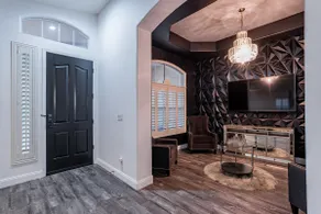 Resort setting in Luxury Chandler Home w/Pool/Spa - Image 4