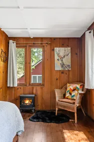 Enchanted Cabin with Treehouse Vibes near Lakes - Image 4