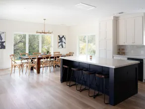 Peaceful lake travis home, totally renovated - Image 3