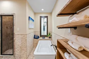 Spacious Conroe Lake House - Image 5