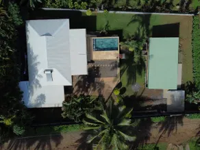 Peaceful lodge in the heart of Moorea + car option. - Image 2