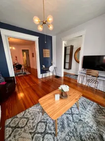 Unique 100 year old Apt in Downtown KC w/ parking - Image 2