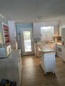 Cozy 3 bedroom cottage on Lake Bowen - Image 5