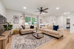 The Carefree Cottage- Downtown Bentonville - Image 3