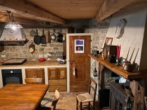 Living in a bonbonniere! - Image 3