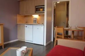 F2 ResidenceBNB Comfort La Rochelle Center Pool - Image 4