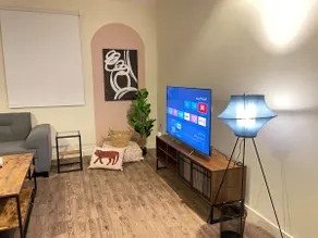 Quiet ground floor apartment with car entrance and private yard 5 - Image 4
