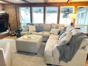 So Grand Lakefront, Hot Tub, Dock, Boat Slip & Game Room - Image 5