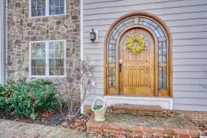 8 Bedroom Luxury Home in Baltimore Maryland - Image 3