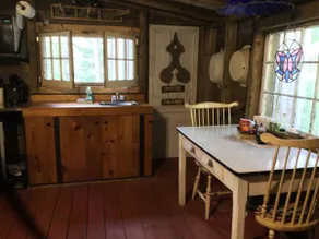 Primitive Past Thyme Cabin For 1 or 2 - Image 4