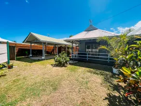 Air-conditioned bungalow with Private Beach Access - Image 4