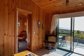 Panorama Cabin - a cosy shack and an epic view (A) - Image 4