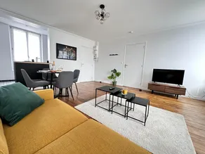 E4 Rousseau beautiful apartment in the city center - Image 2