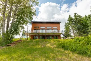 Waterfront chalet - private hot tub - Fireplace - 8 people - Image 3