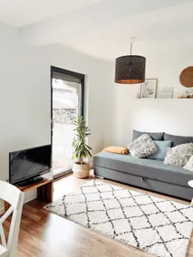 Quiet Allgäu apartment with garden, Netflix & PS4 - Image 2