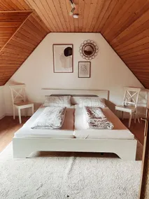 Quiet Allgäu apartment with garden, Netflix & PS4 - Image 5
