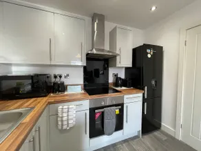1 Bedroom flat-Bolton/Horwich - Parking - Sleeps 4 - Image 4