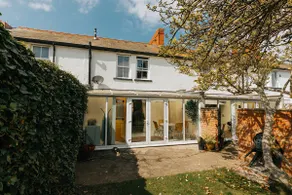 WILLOW COTTAGE - Cost 3 Bed Cottage in Penrhyn Bay with Sea Views with Access to Snowdonia - Image 5
