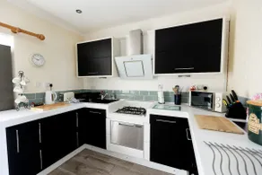 WILLOW COTTAGE - Cost 3 Bed Cottage in Penrhyn Bay with Sea Views with Access to Snowdonia - Image 4