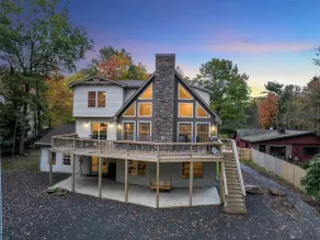 8 BR 5K Sq Ft Minutes to Big Boulder/JF Sleeps 30 - Image 3
