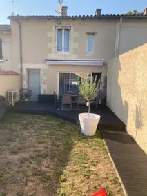 Pleasant townhouse. - Image 2